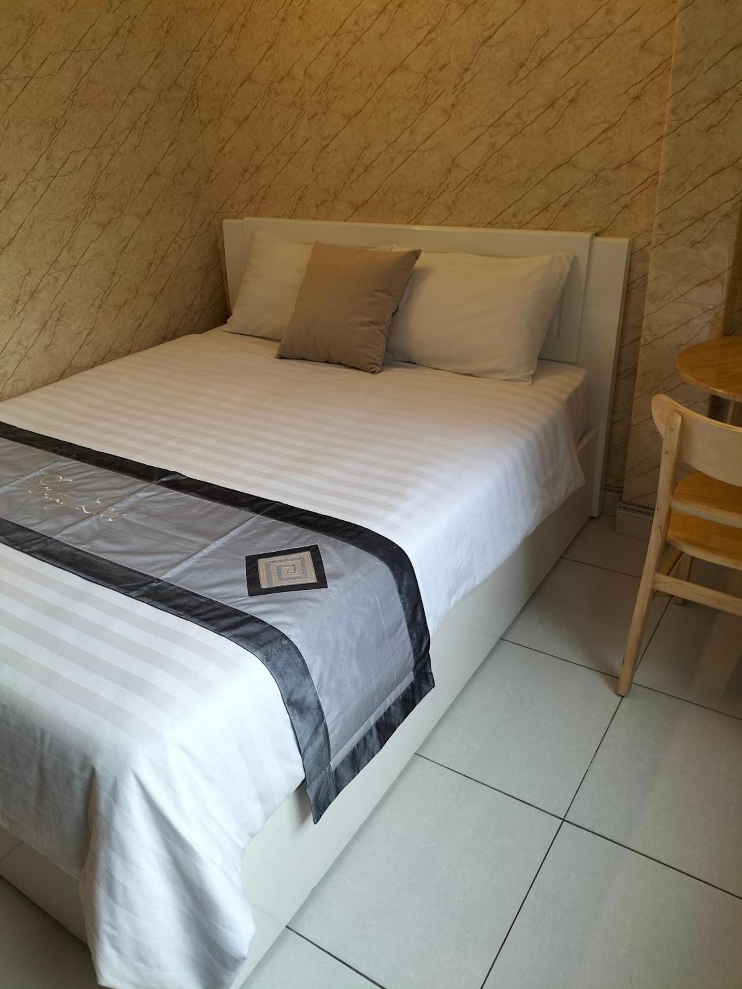 Roma Hotel Noi Bai Airport Hanoi Exteriör bild