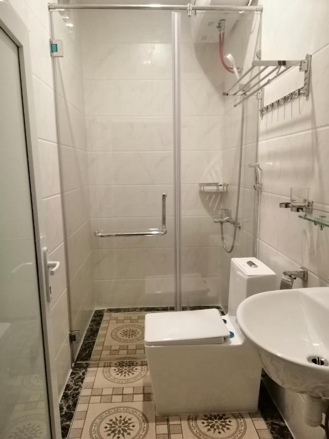 Roma Hotel Noi Bai Airport Hanoi Exteriör bild